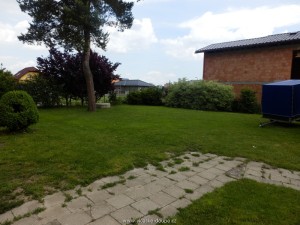 Pohled na hřiště.